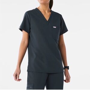 NWOT Figs Women's V-Neck Scrub Top in Dark Harbor